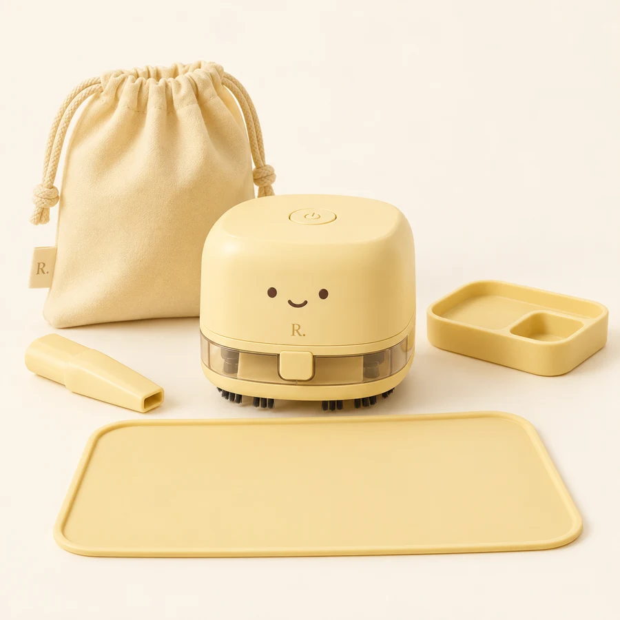 Butter Desk Set in Butter yellow